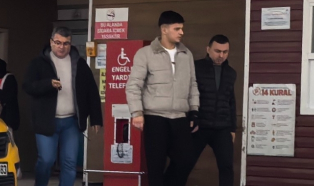 Bursa'da kavgayı ayırmaya çalışan genci bıçaklayan şahıs yakalandı