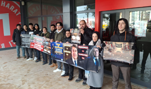 Bursa'da KFC çalışanları hakları için eylem yaptı