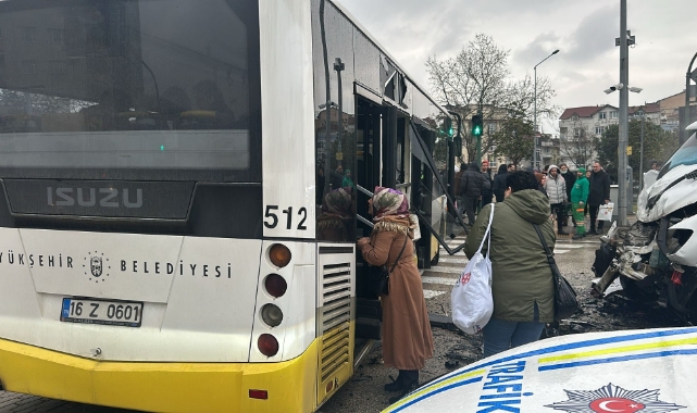 Bursa'da okul servisi otobüsle çarpıştı! 9 yaralı