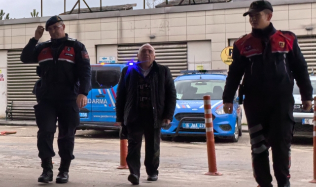 Bursa'da sokak ortasında müdür yardımcısını darbetti