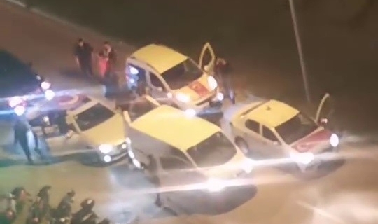 Bursa'da yoğun trafiği hiçe sayıp eğlendiler!