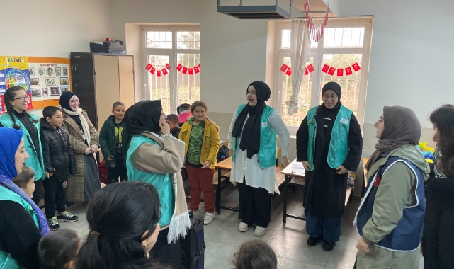 Bursa'dan deprem bölgesine yardımlar ulaştı