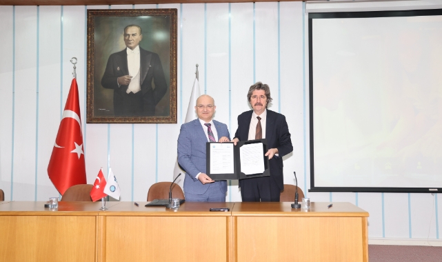 BUÜ öğrencilerine Gençlik Programı