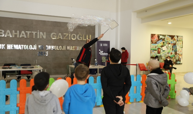 Büyükşehir’den tedavi gören çocuklara moral