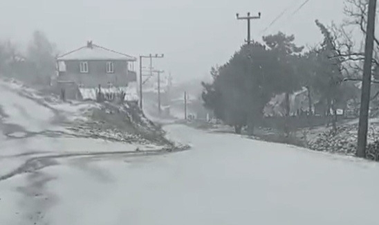 Çanakkale'de kar yağışı başladı