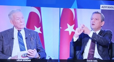 CHP Lideri Özel'den Alinur Aktaş'a övgü