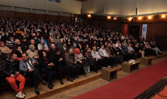 Çorum’da Türk Sanat Müziği konseri ile kulakların pası silindi