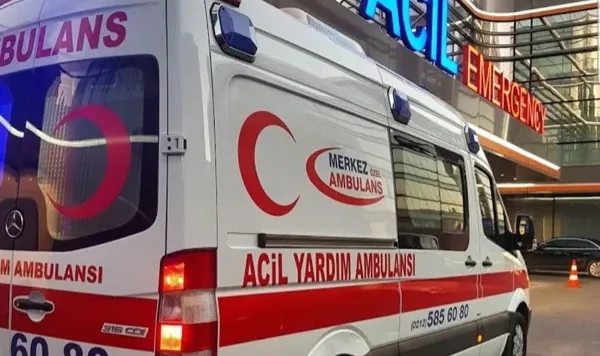 Domaniç'te trafik kazası: 3 yaralı