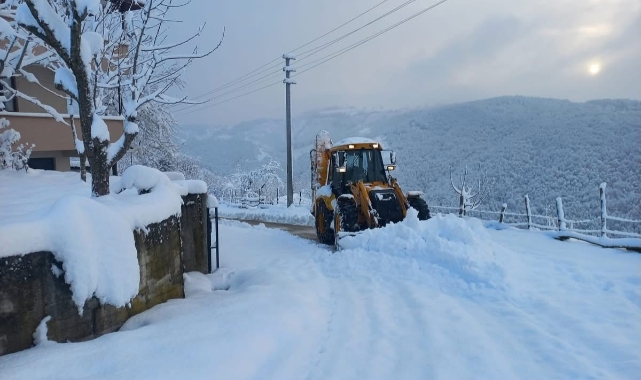 Düzce'de 5 köy yolu ulaşıma kapandı