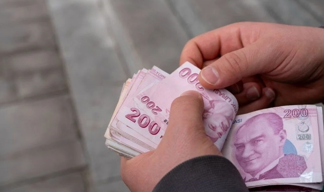 Emeklilere müjde! Yarın hesaplara yatıyor