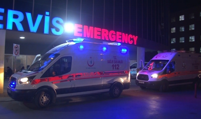 Erzincan'da öğrenci servisi sulama kanalına düştü! 11 yaralı