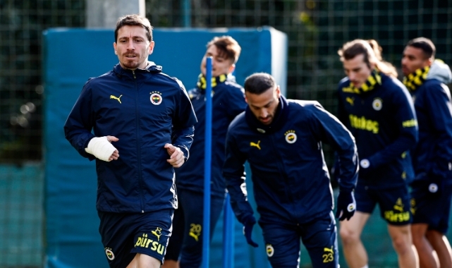 Fenerbahçe'de sakatlık şoku! Üç futbolcudan kötü haber