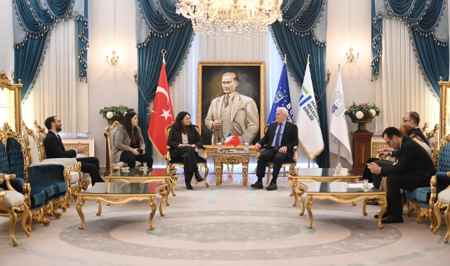 Fransa İstanbul Başkonsolosu Bursa Büyükşehir'i ziyaret etti