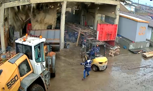 Garajın çatısı işte böyle çöktü!