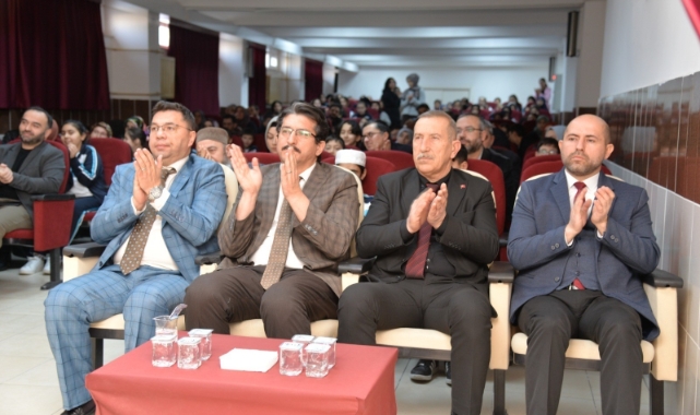 İlmihal yarışması kazananları ödüllerini aldı
