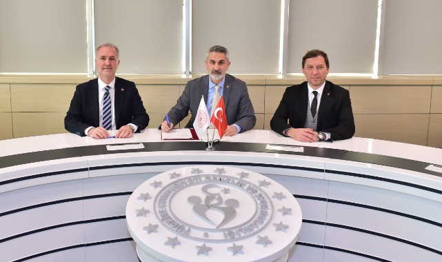 İnegöl'ün yeni havuzu için imzalar atıldı