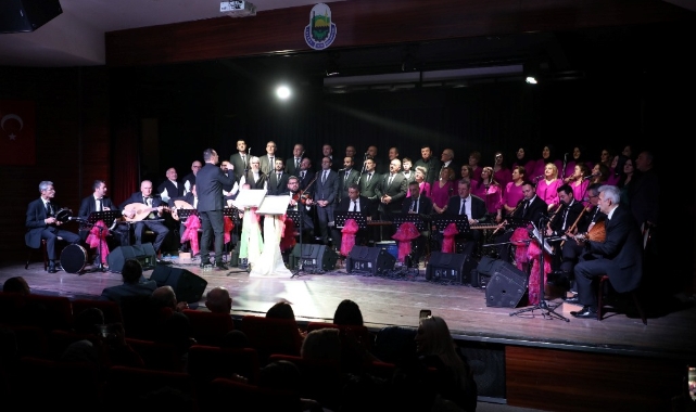 İnegöllü sanatseverler unutulmaz bir gece yaşadı