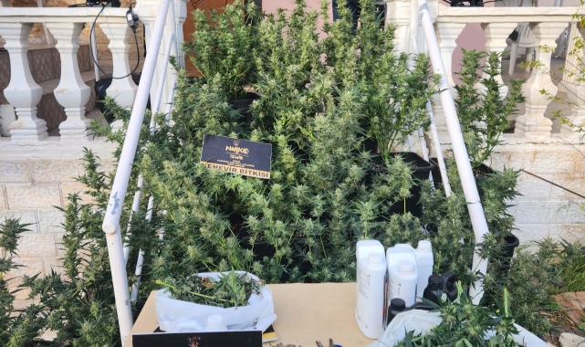 İzmir'de ‘Narko-Terör' operasyonunda 40 gözaltı