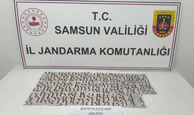 Jandarma uyuşturucu madde ele geçirdi