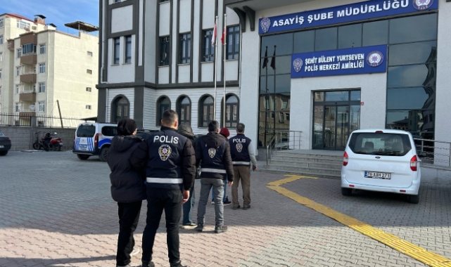Kasten adam öldürme suçundan aranan 3 kişi tutuklandı