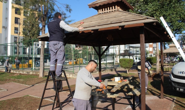 Kepez’de parklara rötuş: 64 park yenilendi