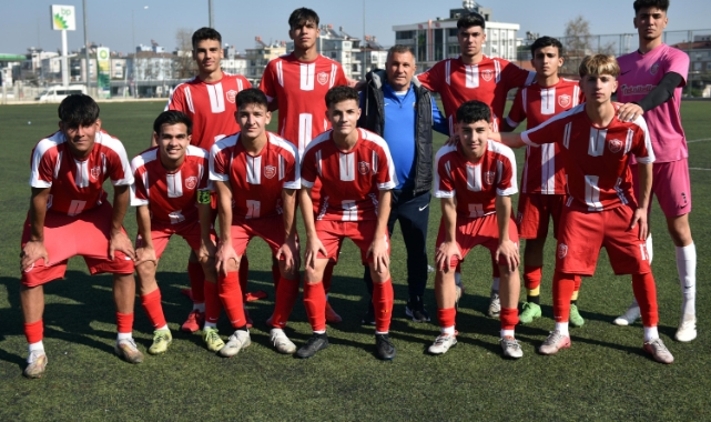 Kepez'in futbol altyapısında değişim