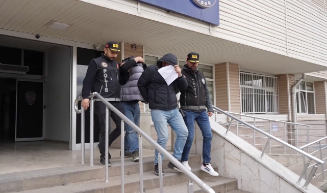 Kırıkkale'de şüpheli araçta binlerce uyuşturucu hap ele geçirildi!