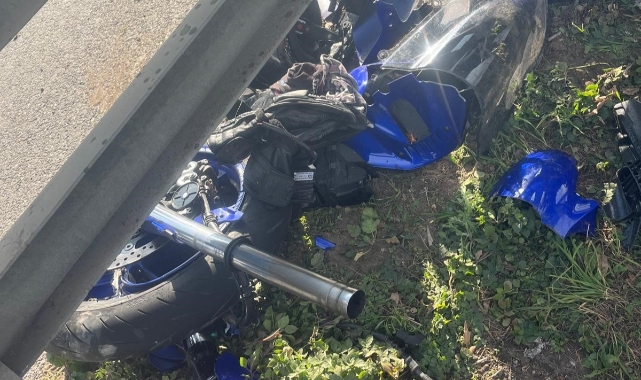 Kocaeli'de bariyere çarpan motosikletin sürücüsü ağır yaralandı