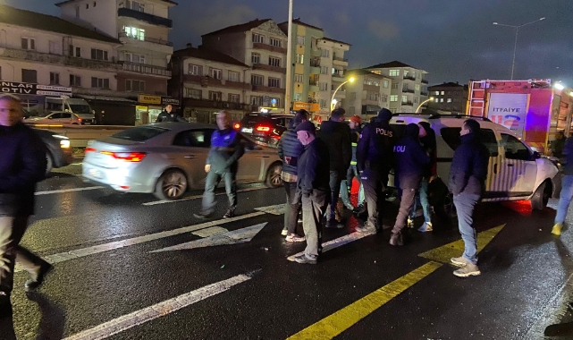 Kocaeli'de düğün yolunda zincirleme kaza! 6 yaralı