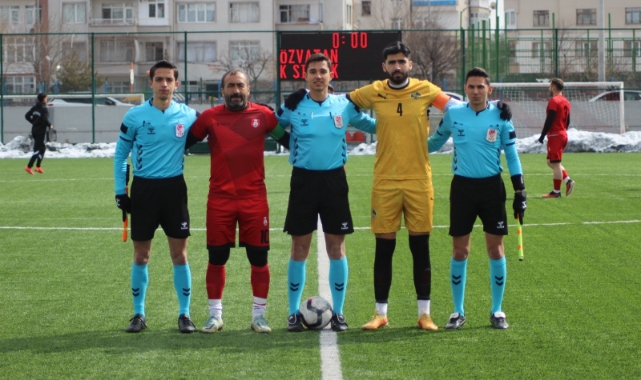 Kocasinan Şimşekspor galibiyetle başladı