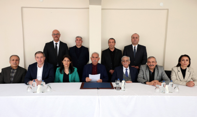 Terör örgütü elebaşı Öcalan: "PKK kendini feshetmeli"
