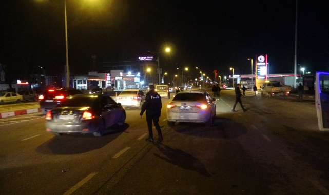 Malatya'da iki otomobil çarpıştı! 1 yaralı