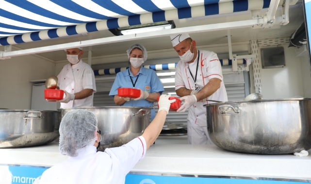 Marmaris’te 2 bin 400 aile için destek paketleri hazırlandı