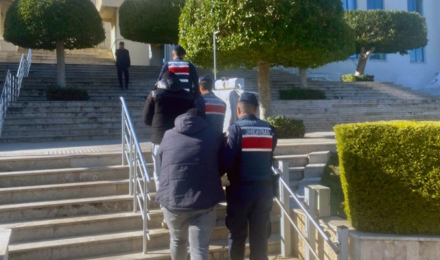 Muğla'da cezaevi firarisi taksi bagajında yakalandı