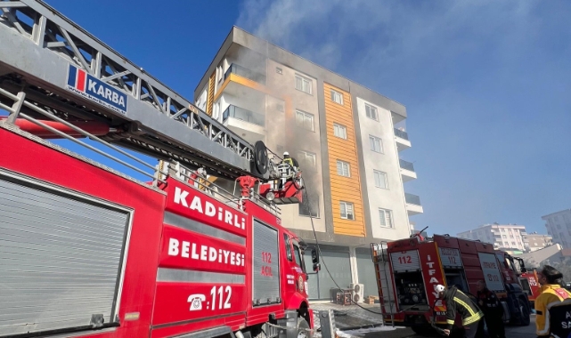 Osmaniye'de 5 katlı binada korkutan yangın