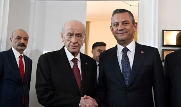 Özgür Özel ve Bahçeli telefonda görüştü