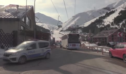 Polis "Gelecek Biziz" ile gençlere ulaştı