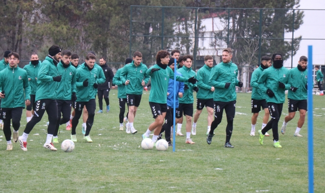 Sakaryaspor Fatih Karagümrük mesaisine başladı
