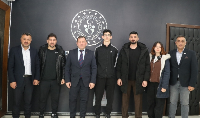 Şampiyonlardan Kabakcı’ya ziyaret