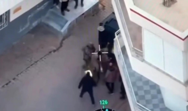 Cinayet zanlısı saklandığı gizli odada yakalandı