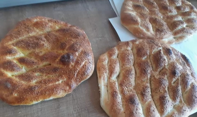 Selendi'de Ramazan Pidesinin fiyatı belli oldu