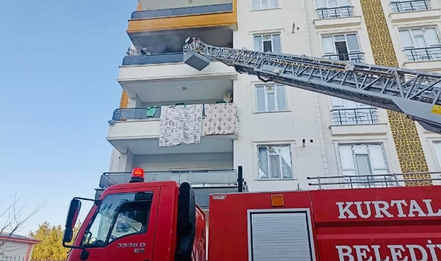 Siirt’te 11 katlı binada yangın!