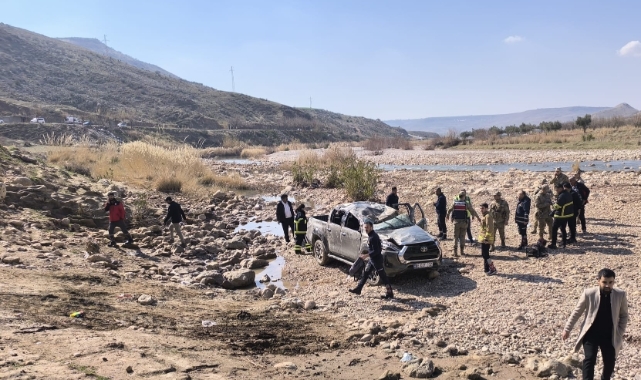 Şırnak’ta kamyonet şarampole yuvarlandı: 4 yaralı