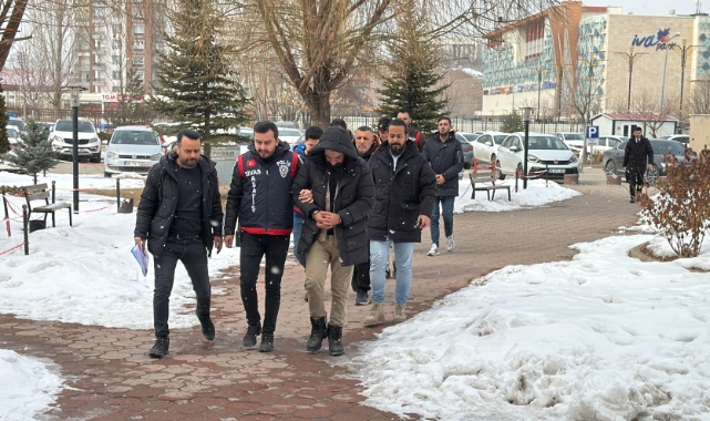 Sivas'ta silah kaçakçılığı operasyonu!