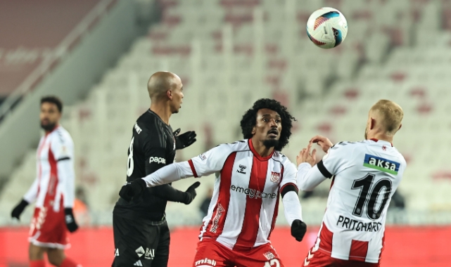 Sivasspor-Beşiktaş maçının biletleri satışta!