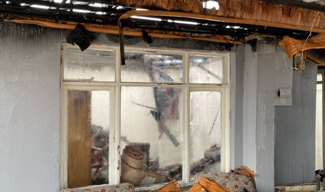 Sobadan çıkan yangın evi küle çevirdi