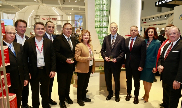 Ticaret Bakan Yardımcısı Ağar Ambiente Fuarı'nda