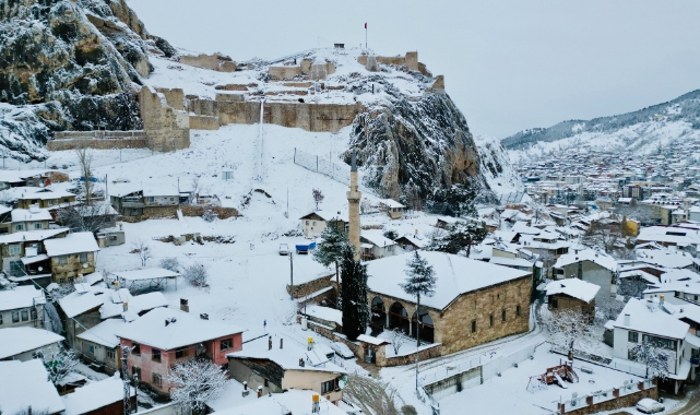 Tokat beyaza büründü