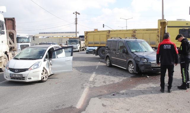 Turgutlu'da trafik kazası: 1 yaralı
