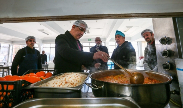 Van Büyükşehir Belediyesi Ramazan’da 10 bin kişiye iftar verecek